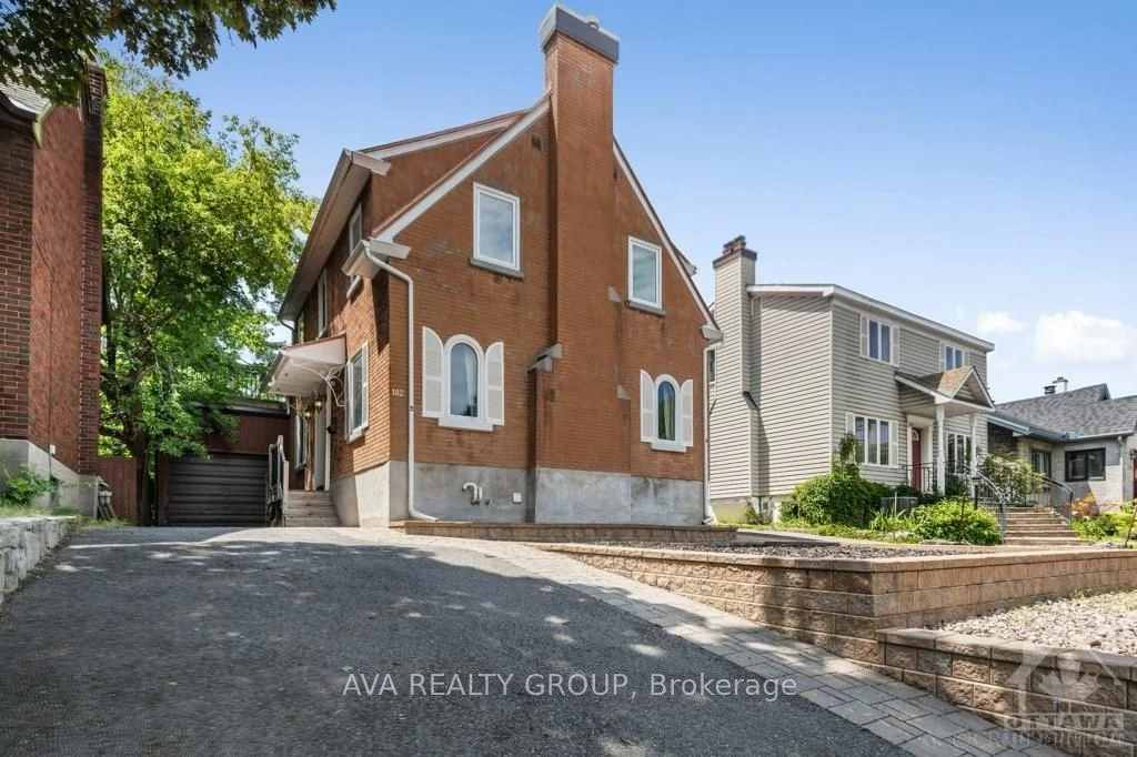 Detached in Lower Town - Sandy Hill