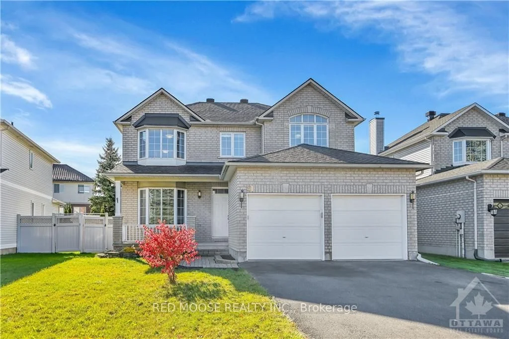 Detached in Hunt Club - South Keys and Area