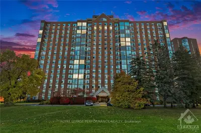 Condo Apartment in Blossom Park - Airport and Area