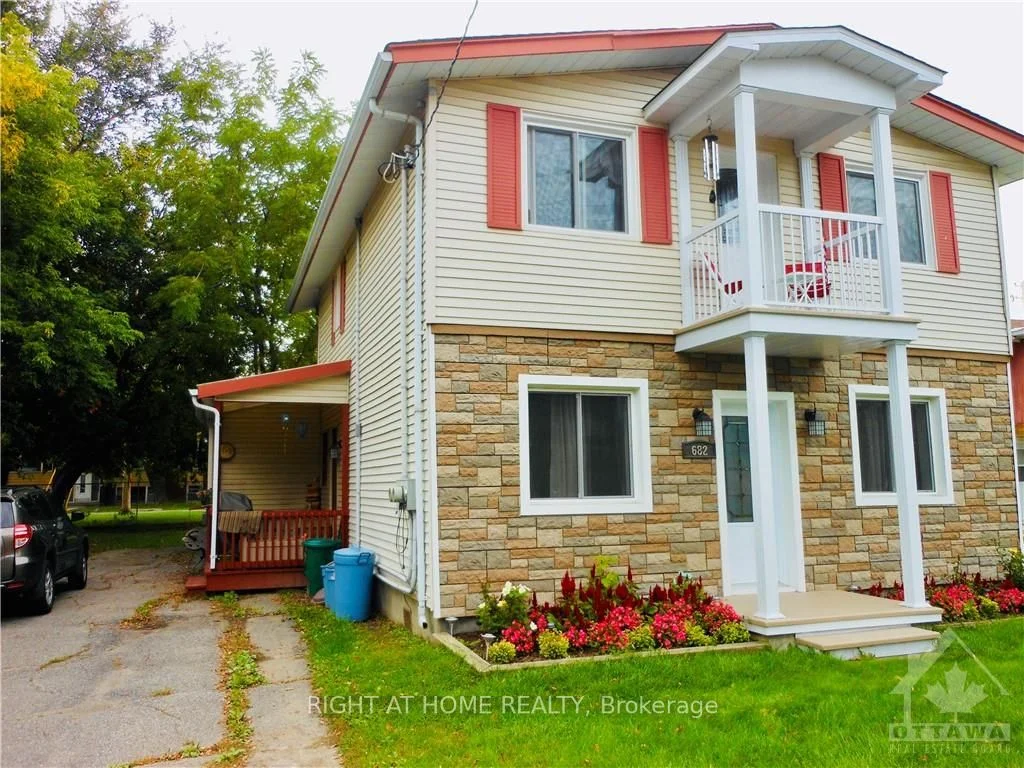 Duplex in Vanier and Kingsview Park