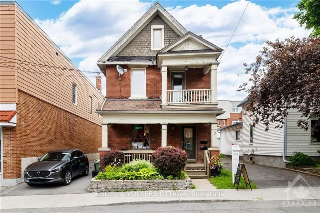 Duplex in West Centre Town
