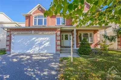Detached in Kanata