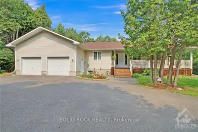 Detached in Greely - Metcalfe - Osgoode - Vernon and Area