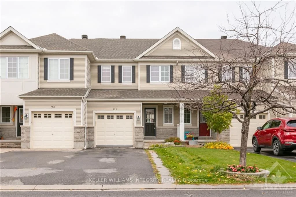 Att/Row/Townhouse in Kanata