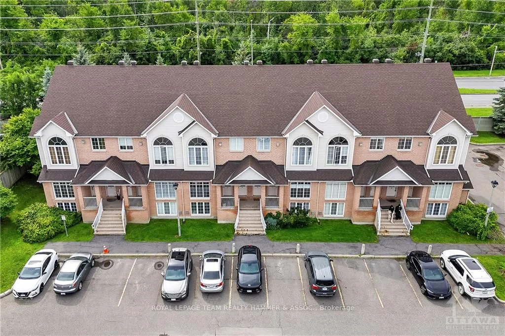 Condo Apartment in Hunt Club - South Keys and Area