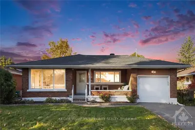 Detached in Elmvale Acres and Area