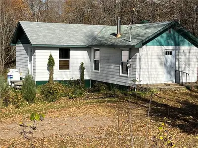 Detached in Brudenell, Lyndoch and Raglan