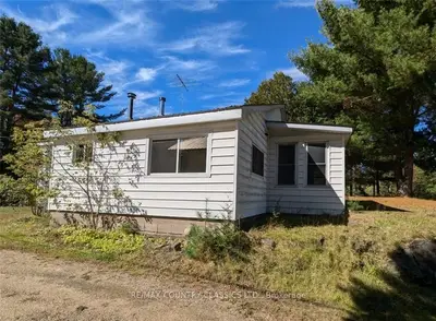 Detached in Madawaska Valley
