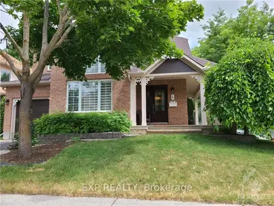 Detached in Barrhaven