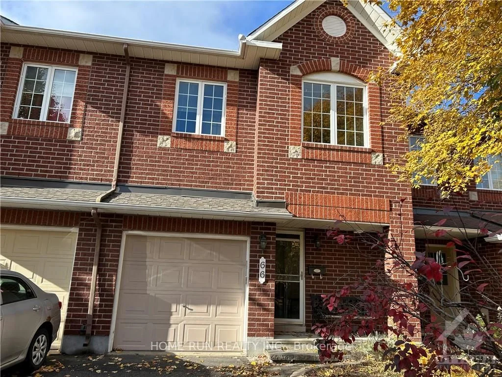 Att/Row/Townhouse in Kanata