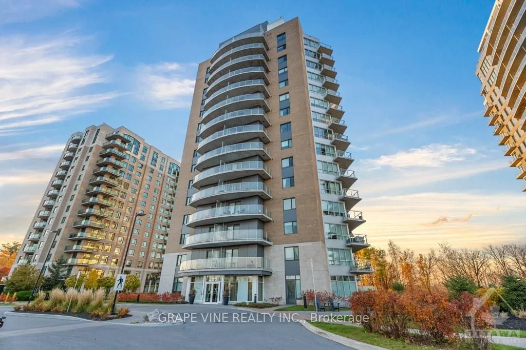 Condo Apartment in Orleans - Cumberland and Area