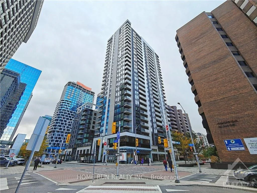 Condo Apartment in Ottawa Centre