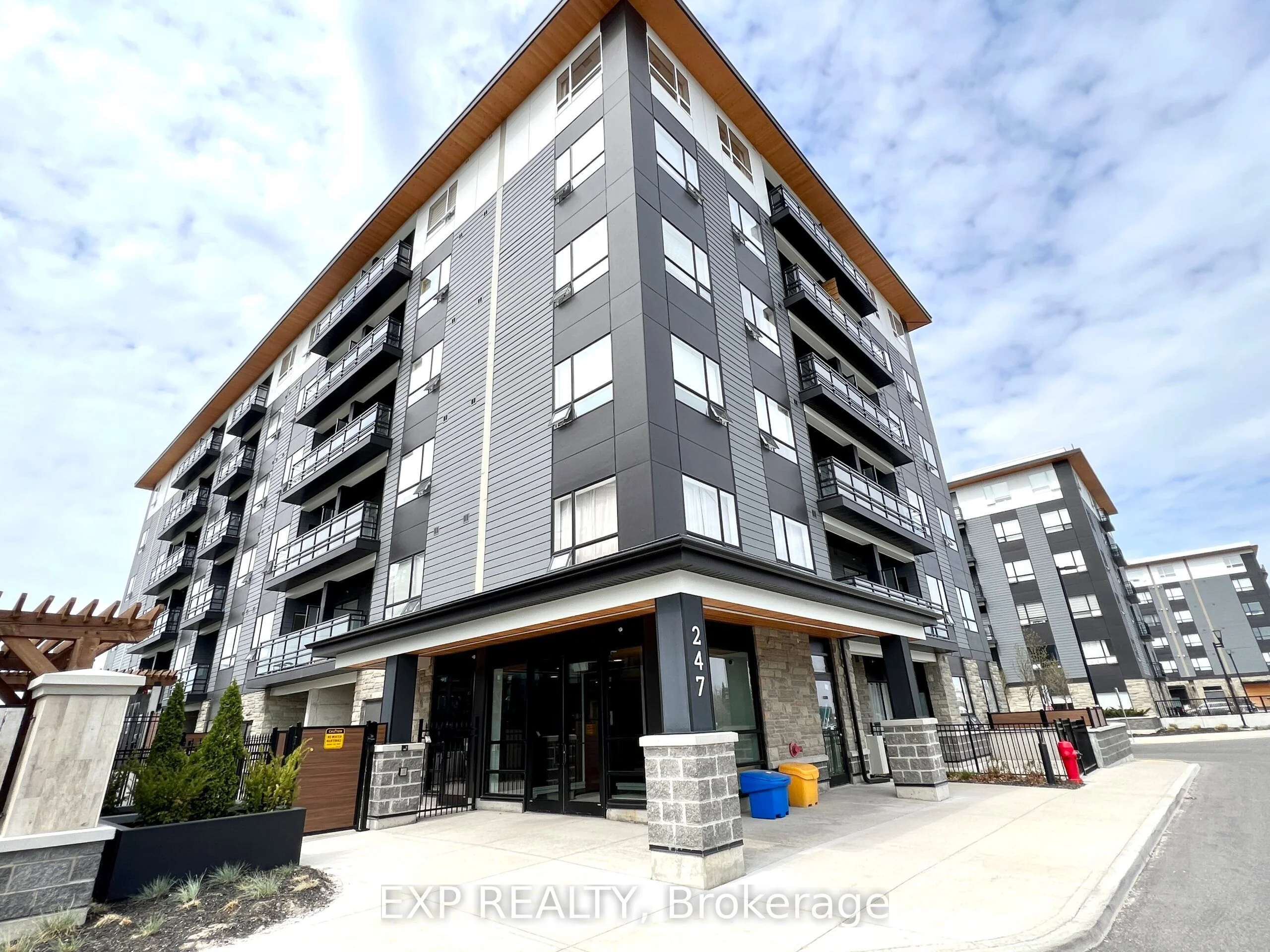 Condo Apartment in Waterloo