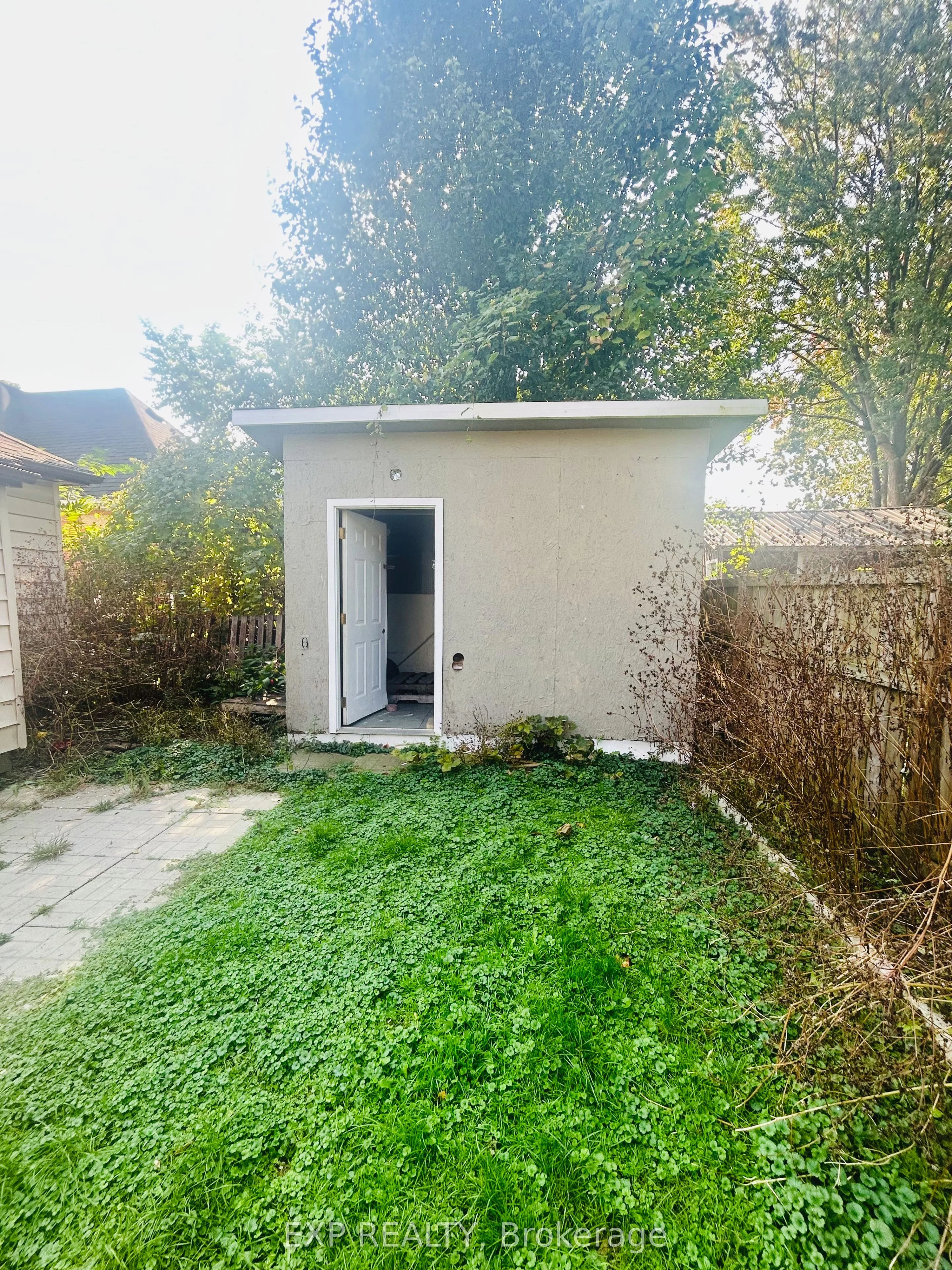 14 St George Street, Chatham-Kent, ON N7M 4P2