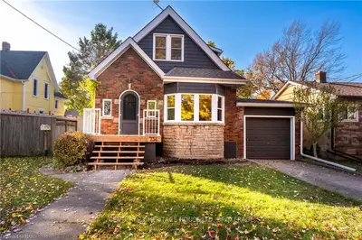 734 Fielden Avenue, Port Colborne, On L3k 4w2
