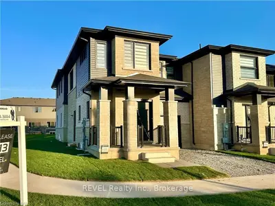 Att/Row/Townhouse in Pelham