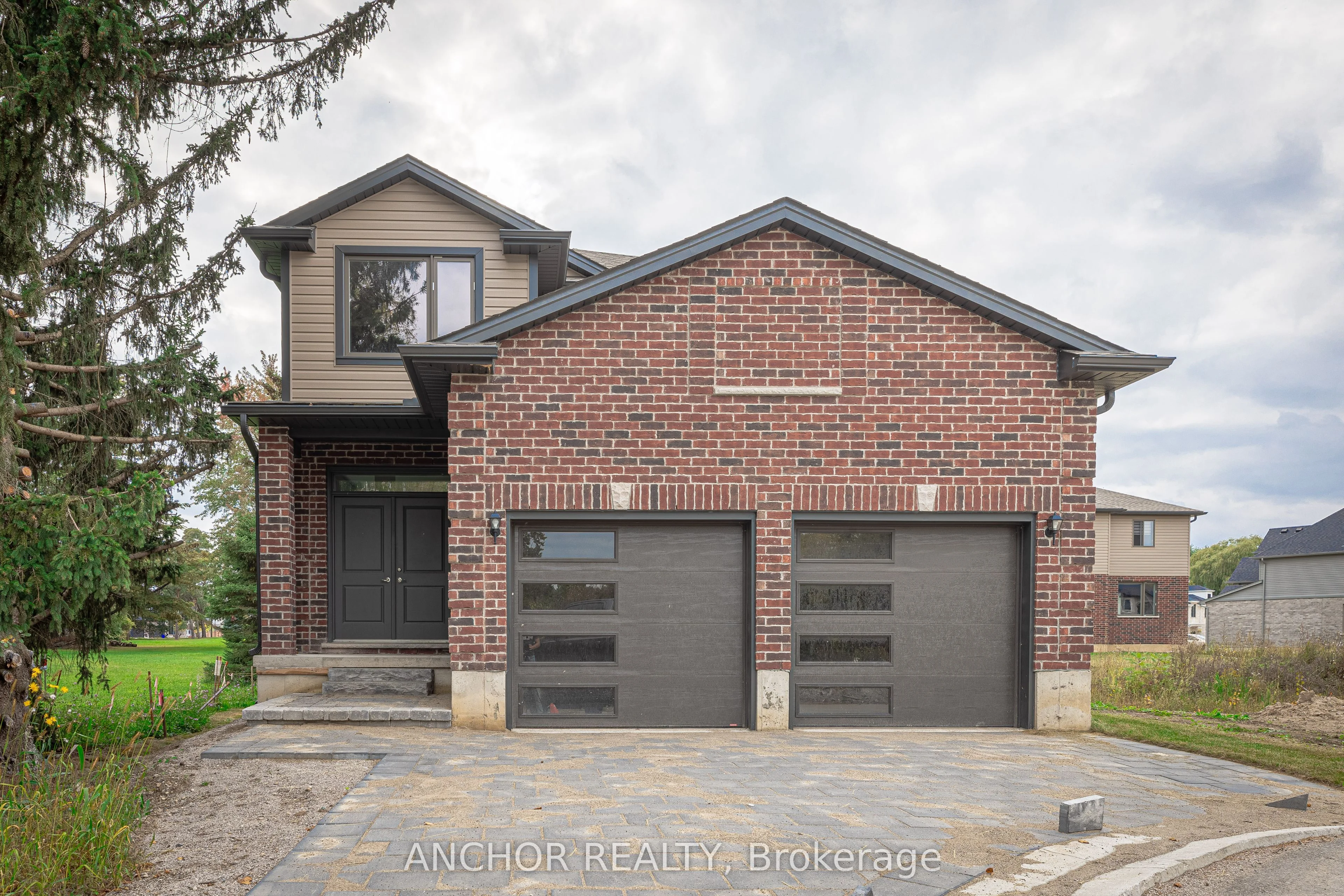 3465 Oriole Circle E, London South, On N6n 1k6