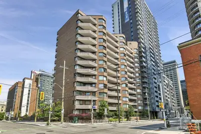 Condo Apartment in Ottawa Centre