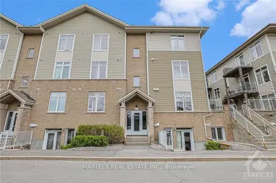 Condo Apartment in Elmvale Acres and Area