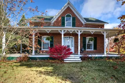 Detached in Prince Edward County