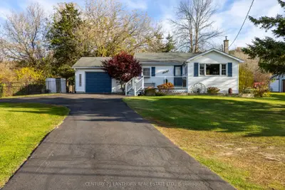 Detached in Quinte West