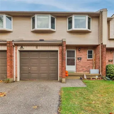 Condo Townhouse in Cambridge