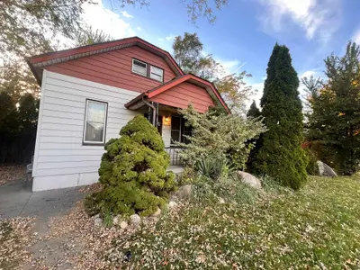 Detached in Windsor