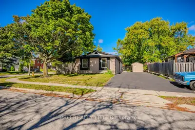 Detached in Cambridge
