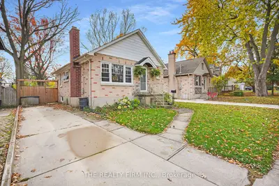 Detached in London South