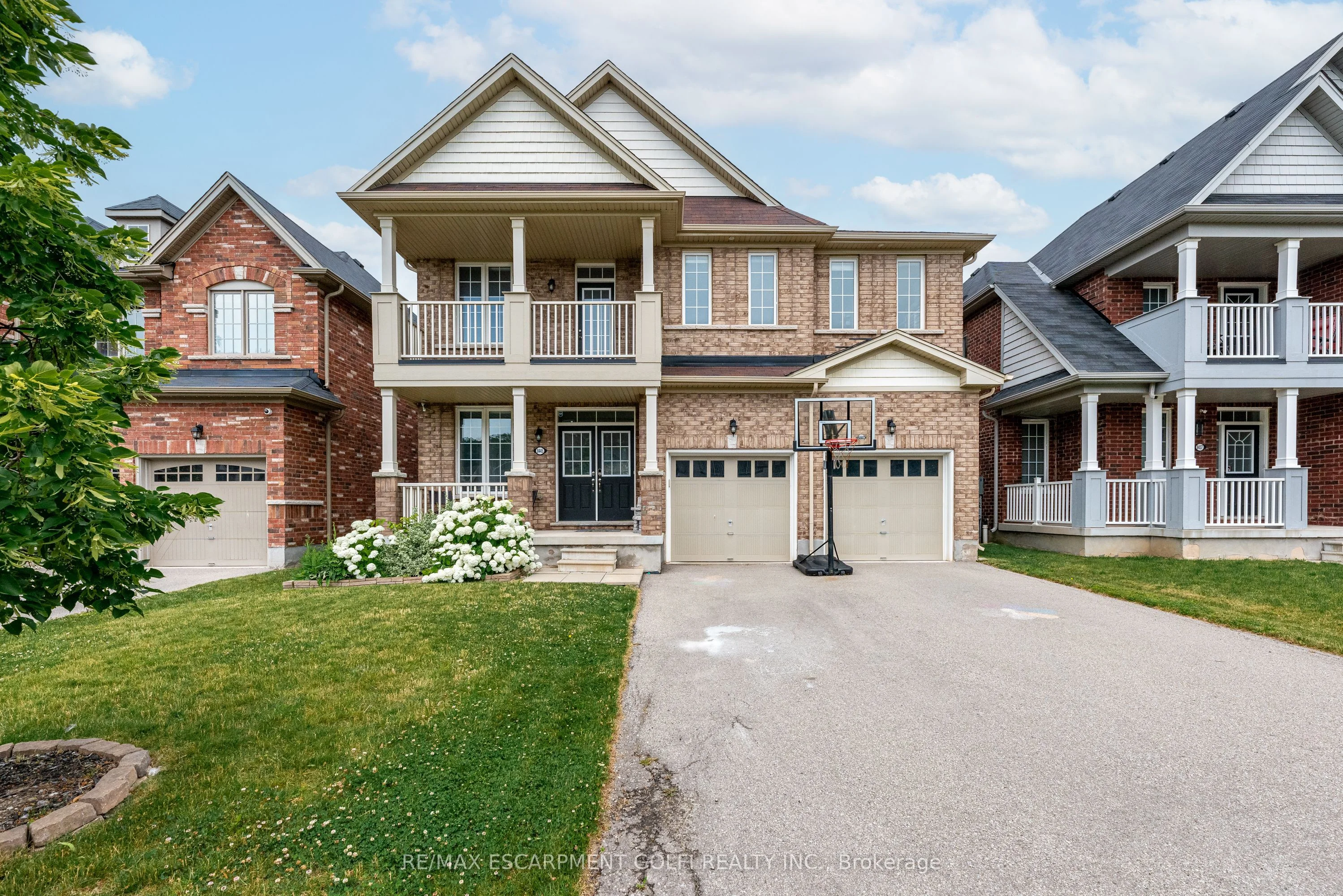8445 Sweet Chestnut Drive, Niagara Falls, On L2h 0n2