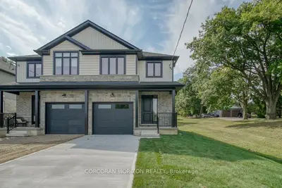 Semi-Detached in North Dumfries