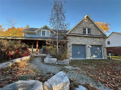 Detached in Welland