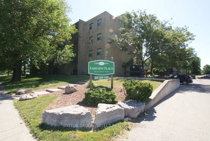 Condo Apartment in Chatham-Kent