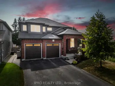 Detached in East Luther Grand Valley