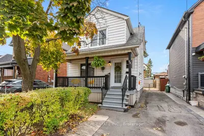 Detached in Hamilton