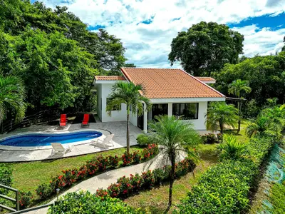 1 Estrella Gallery Avenue, Costa Rica C1c 1r1